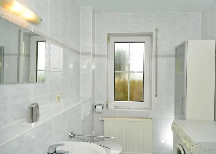 Haus Am - Apt. 01 Апартаменты Зеллин